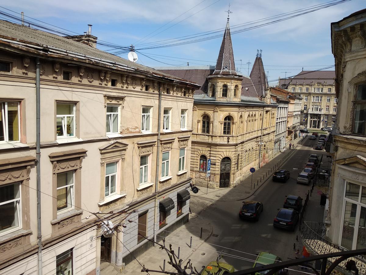 Max Apartments In Lviv Extérieur photo